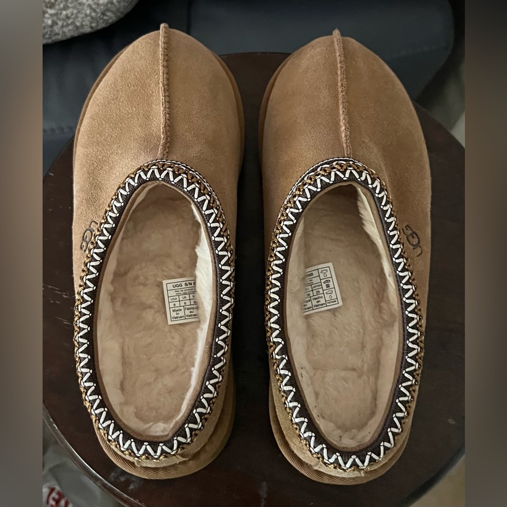 Ugg Tasman Chestnut Slip On Shearling Slipper Shoes Size 39 US 8 - Picture 2 of 7